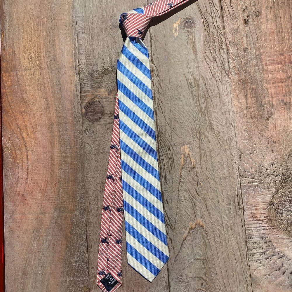 Social Primer Tie